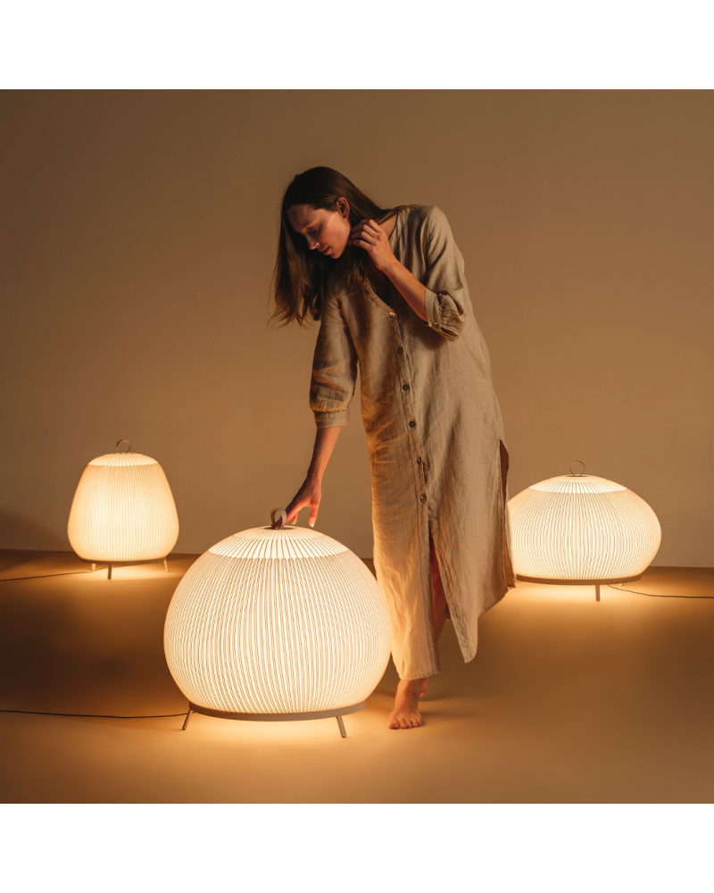VIBIA | Lampadaire Knit - SCENEO L'art de la lumière